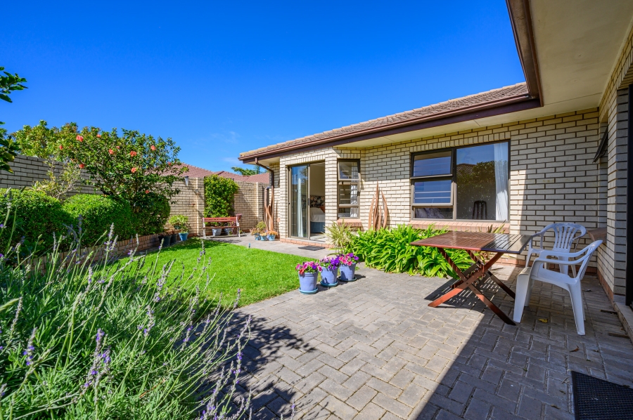 3 Bedroom Property for Sale in Summerstrand Eastern Cape